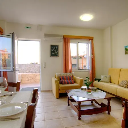 Arkadi Hills Estate Apartment *