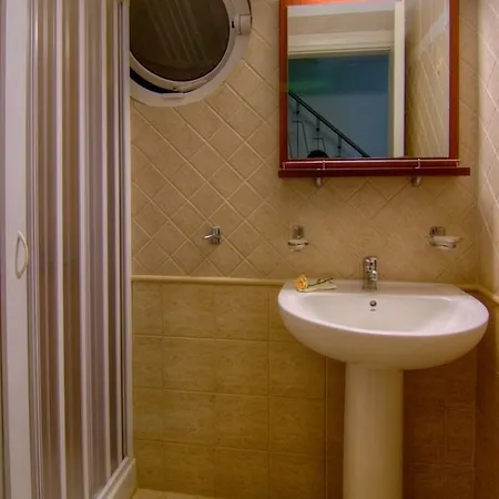 Arkadi Hills Estate Apartment *